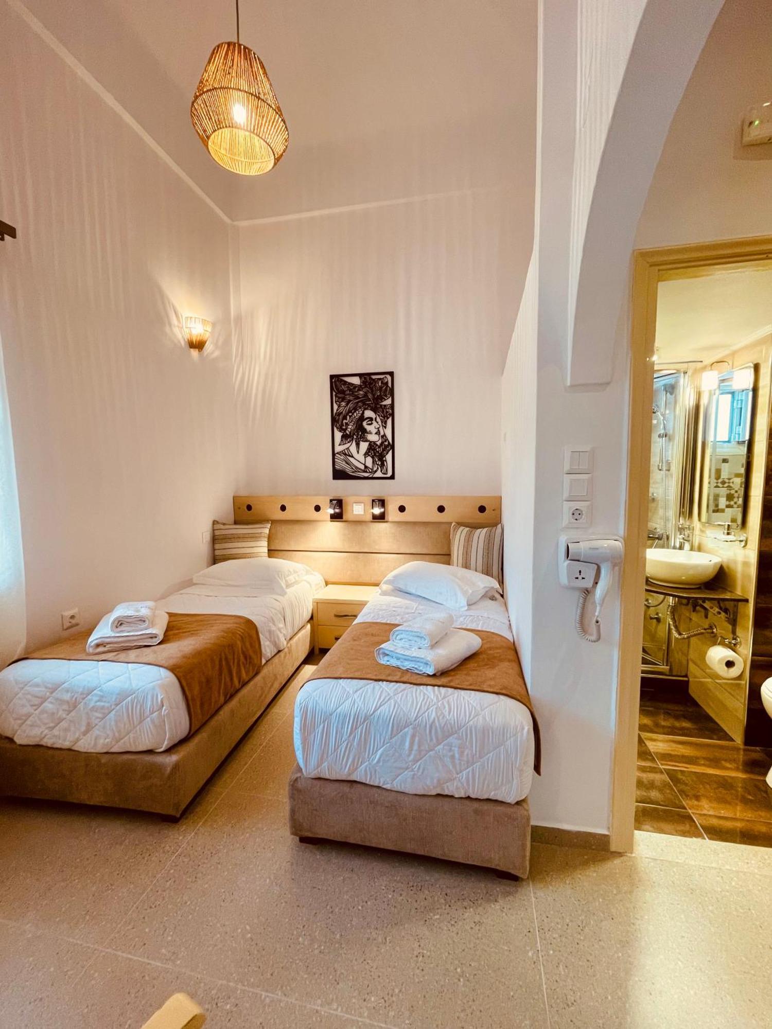 Semiramis Guesthouse Adamantas  Esterno foto