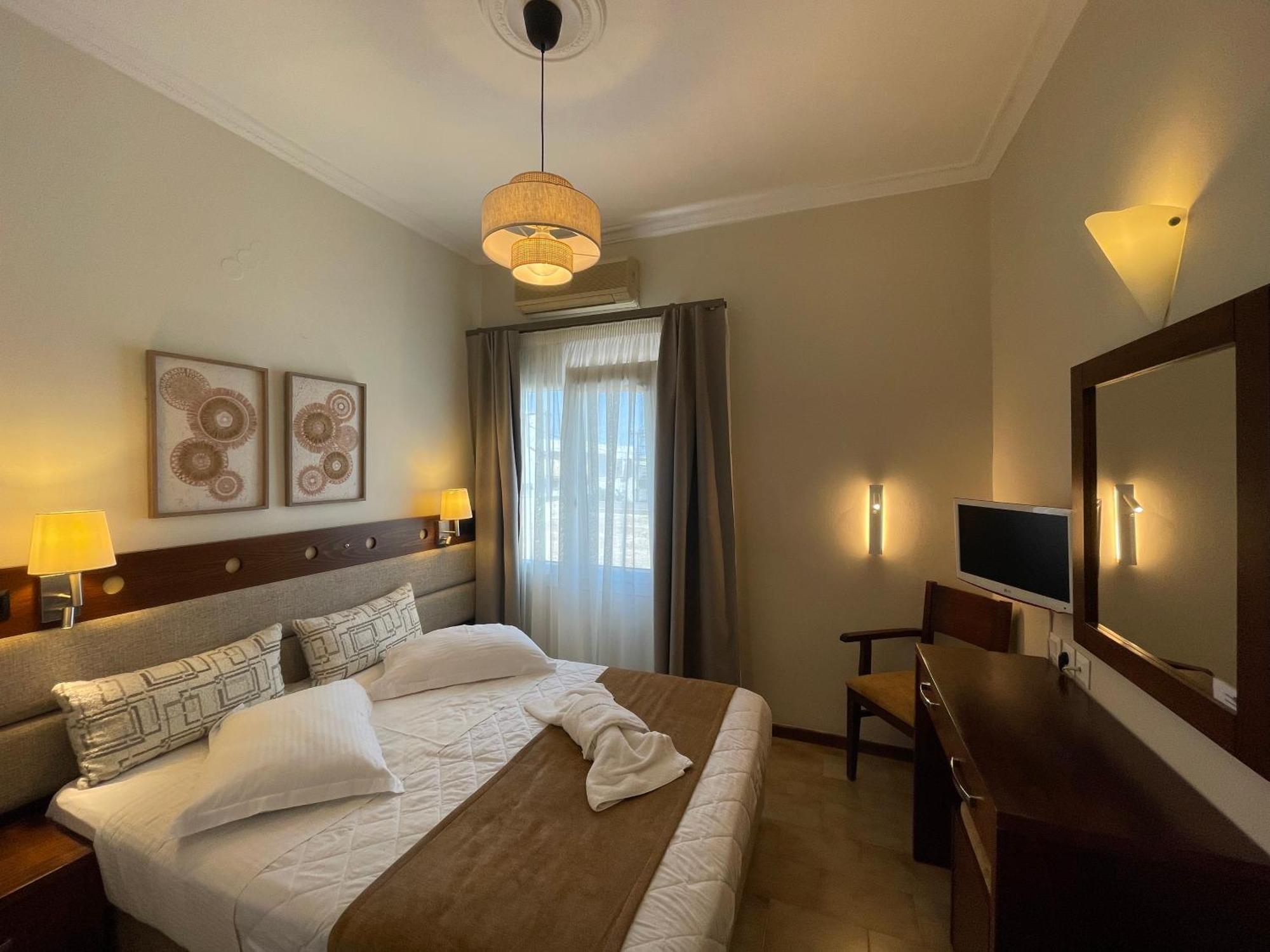 Semiramis Guesthouse Adamantas  Esterno foto