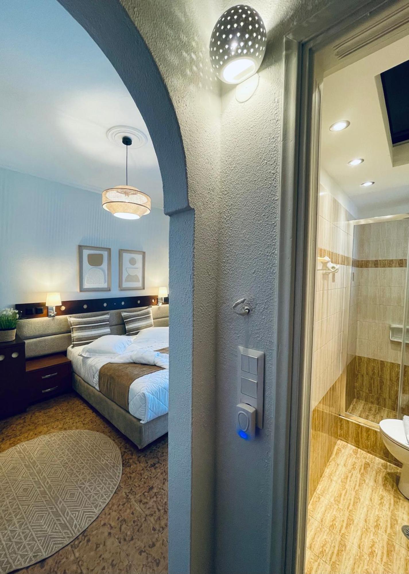 Semiramis Guesthouse Adamantas  Esterno foto